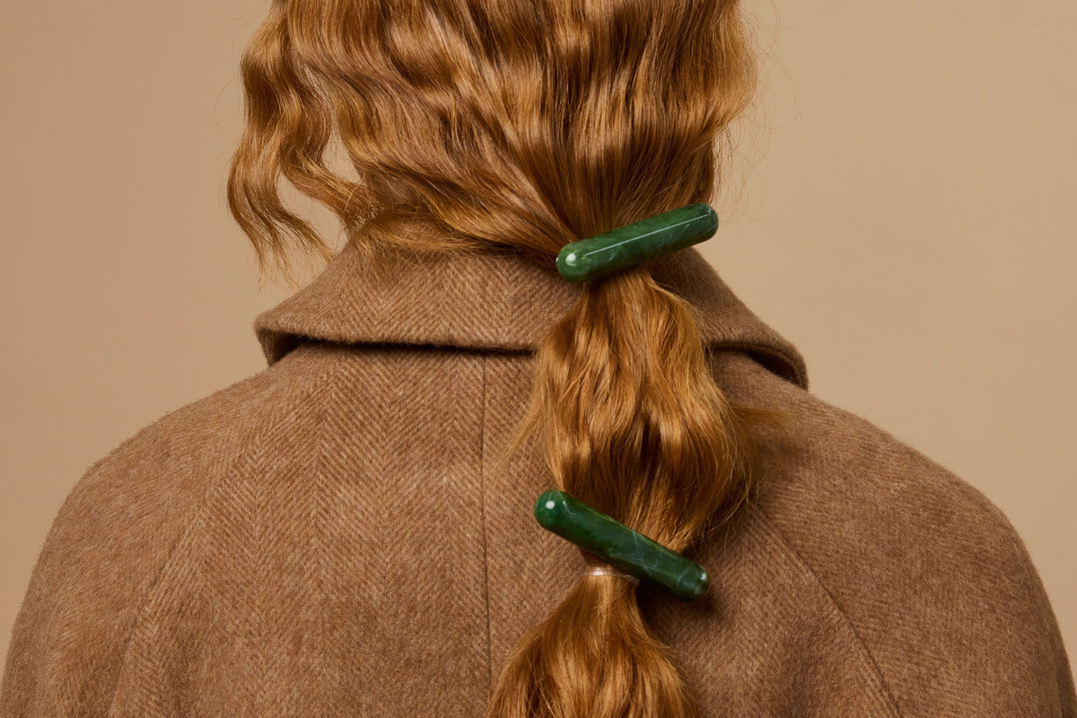 10 Vintage Hair Accessories We
