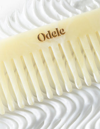 Comb brushing through conditioner cream